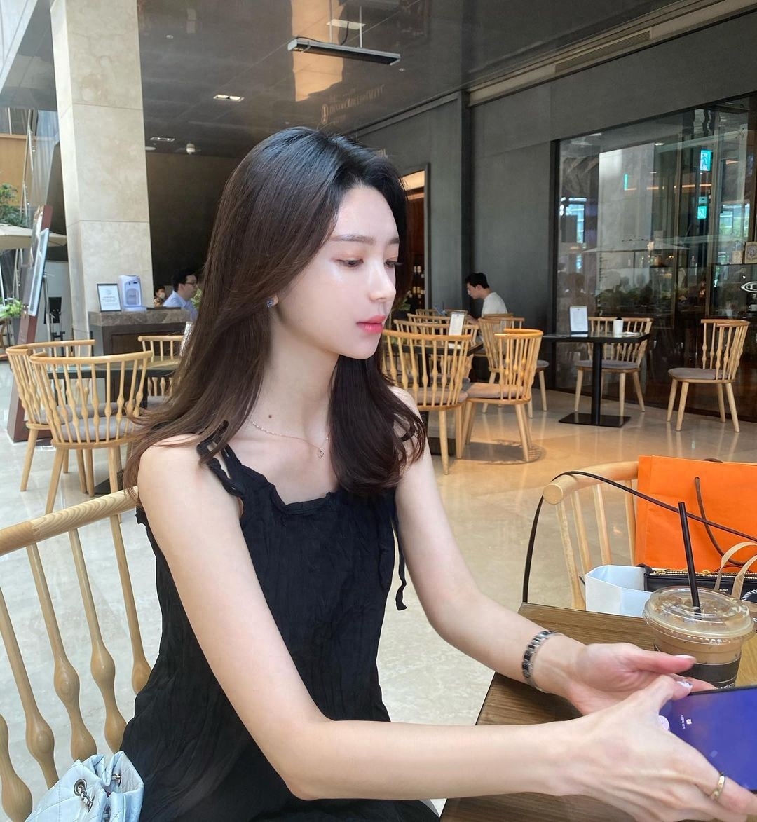 连衣裙褶皱设计_褶皱连衣裙裁剪方法_